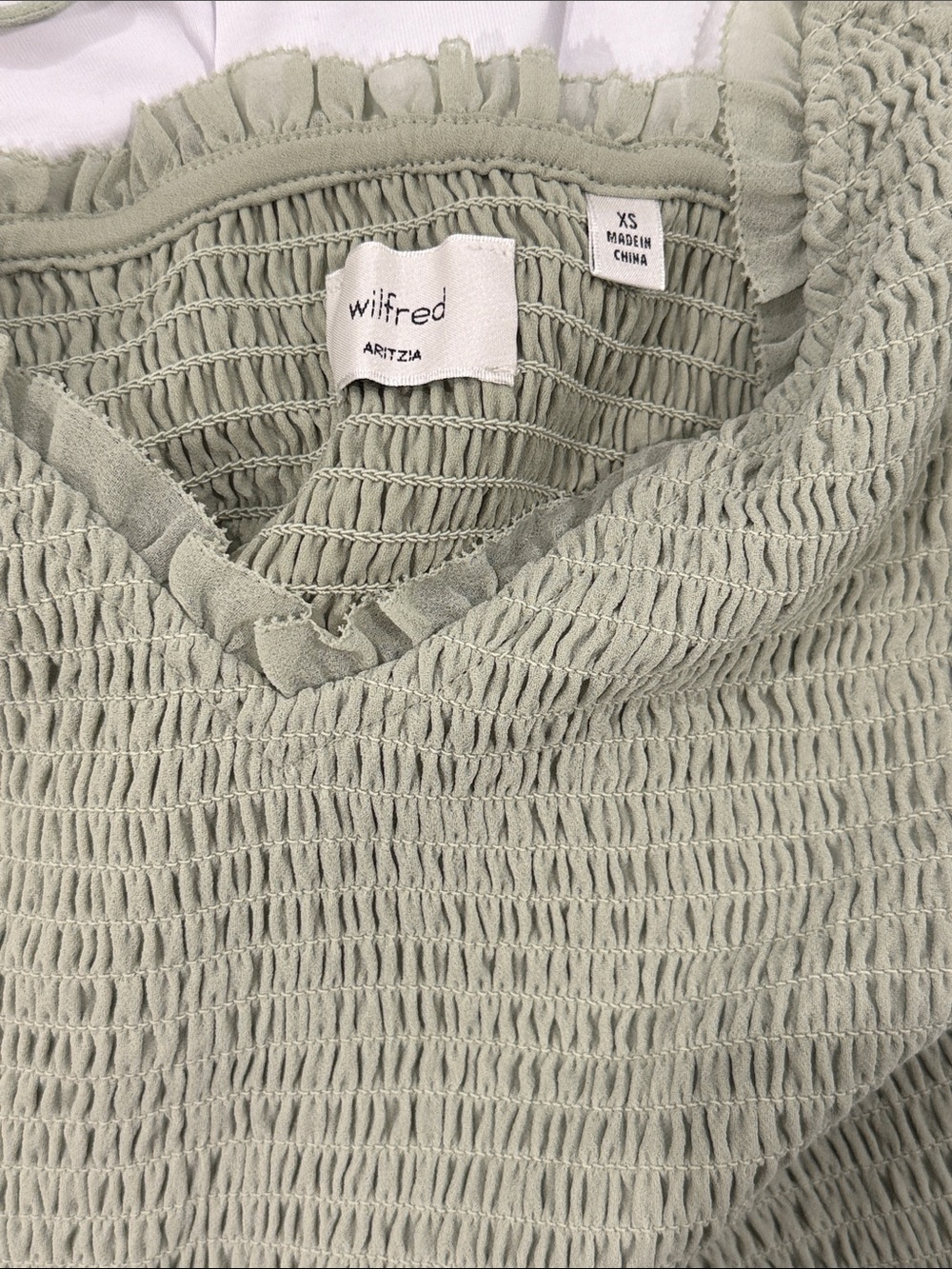 Wilfred Aritzia Sage Green Smocked Women’s Tank Top